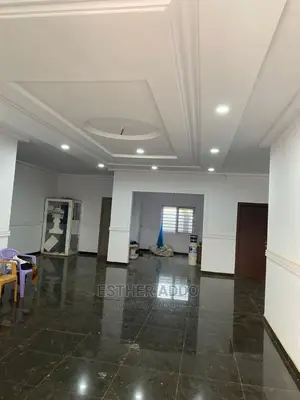 3bdrm House in Ashaley Botwe for sale