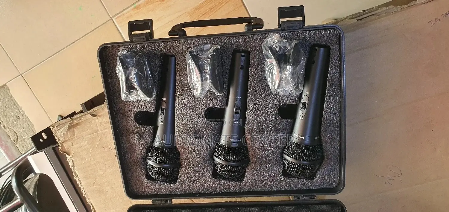 3 in 1 Behringer Ultravoice Corded Microphone