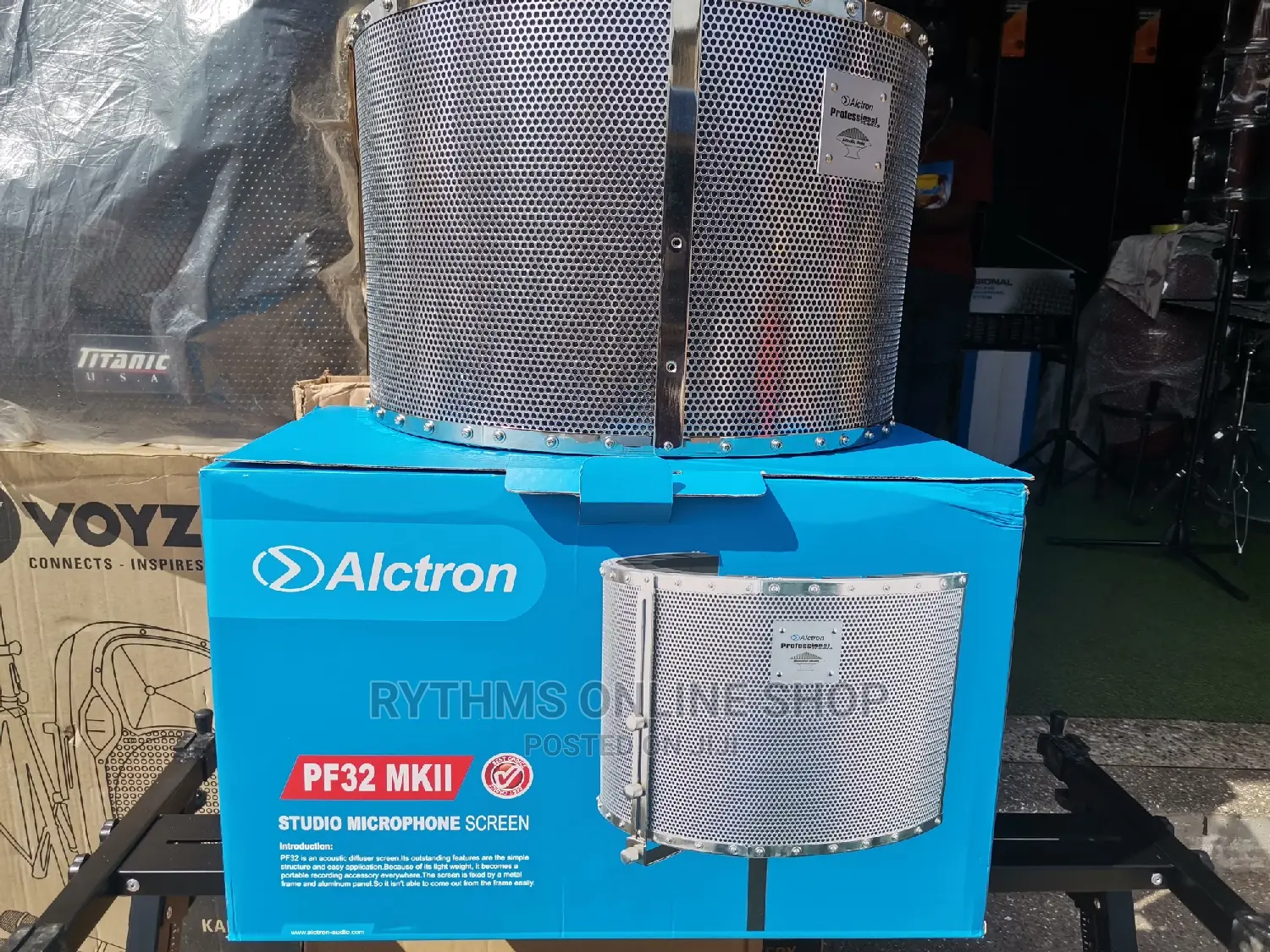 PF32 MKII Studio Microphone Screen