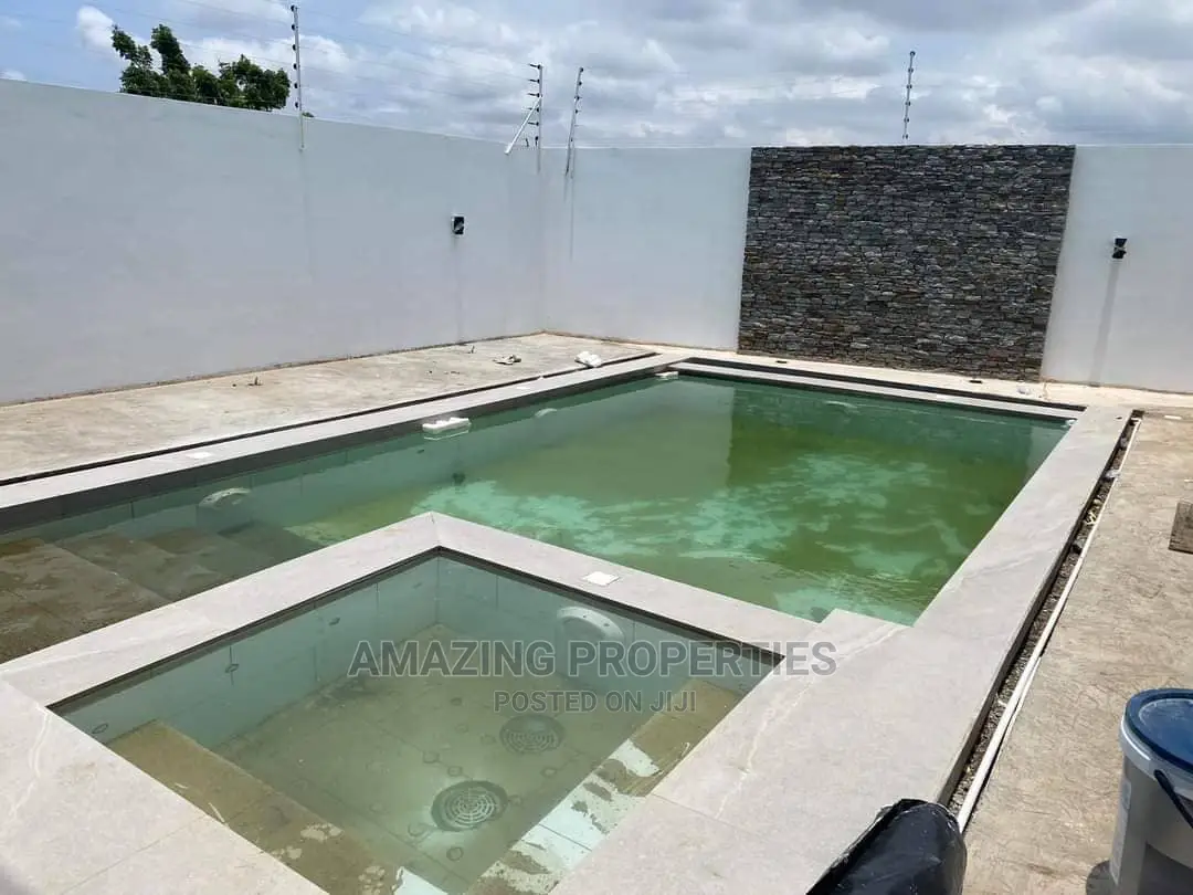 4bdrm House in Airport Residential Area for Sale