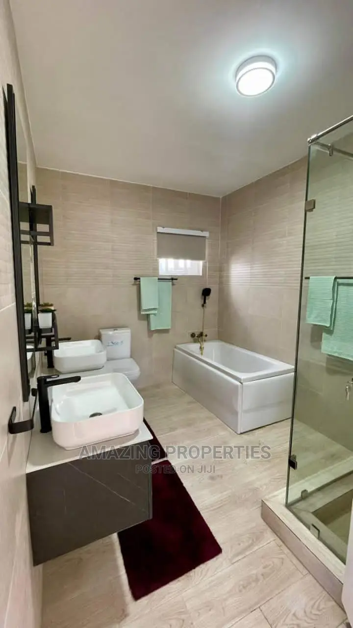 Furnished 4bdrm Townhouse / Terrace in Cantonments for Rent