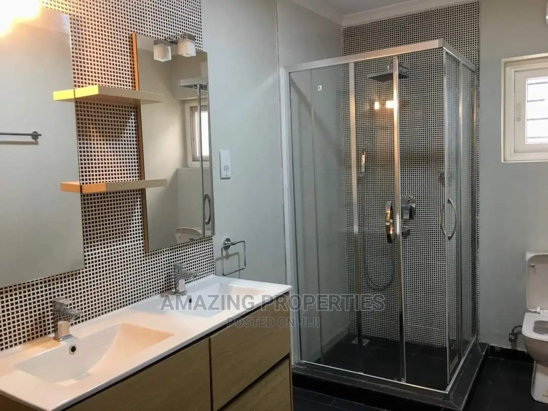 Furnished 4bdrm Townhouse / Terrace in Cantonments for Rent