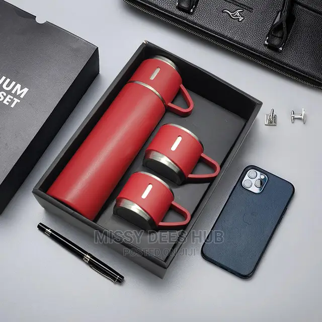 Vaccum Flask With 2 Cups