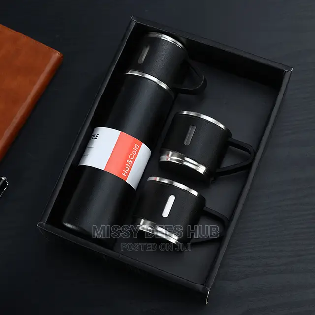 Vaccum Flask With 2 Cups