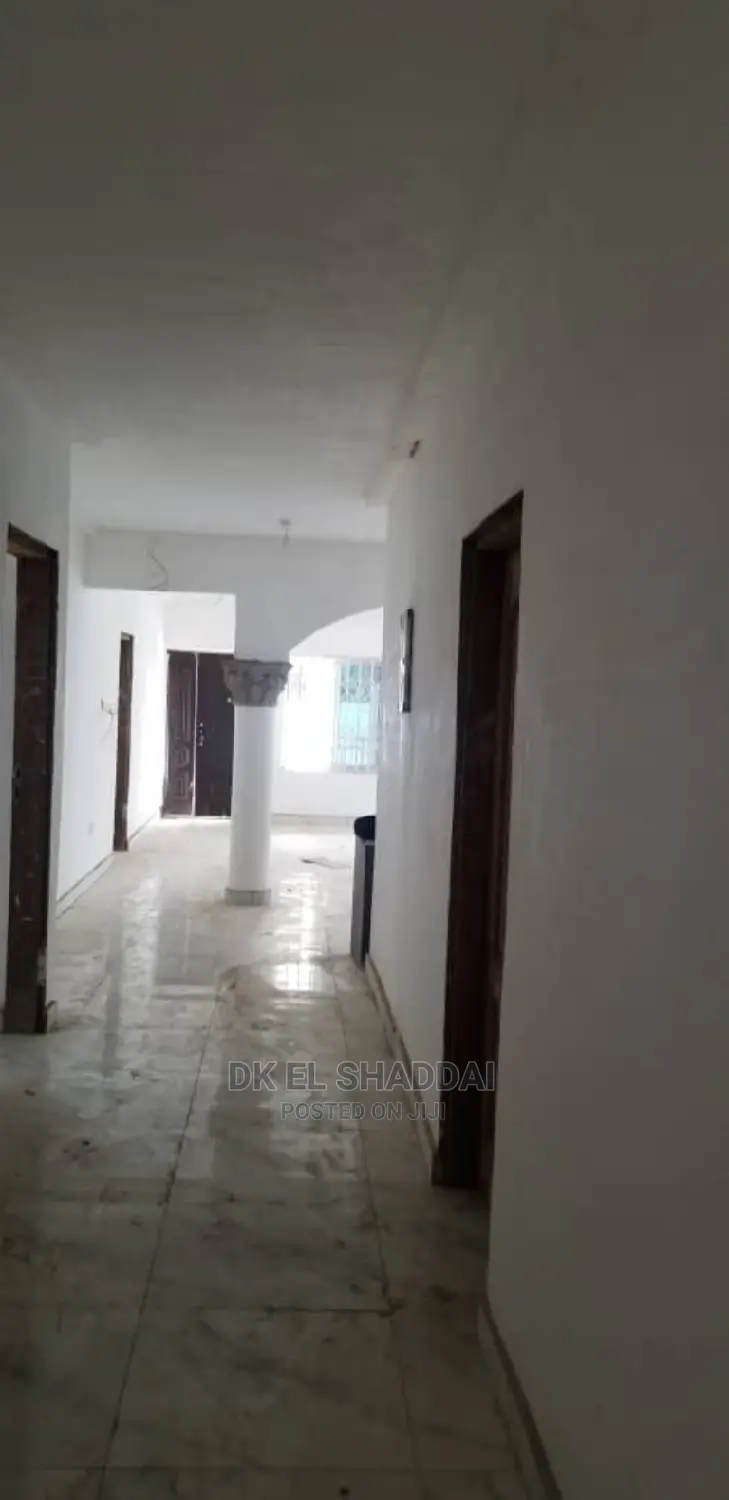 3bdrm House in Pokuase for Sale