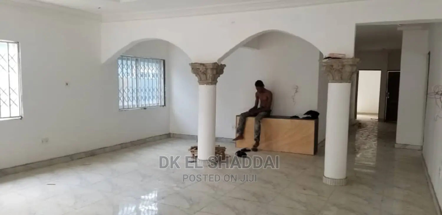 3bdrm House in Pokuase for Sale