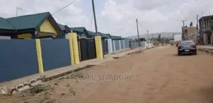 3bdrm House in Pokuase for Sale