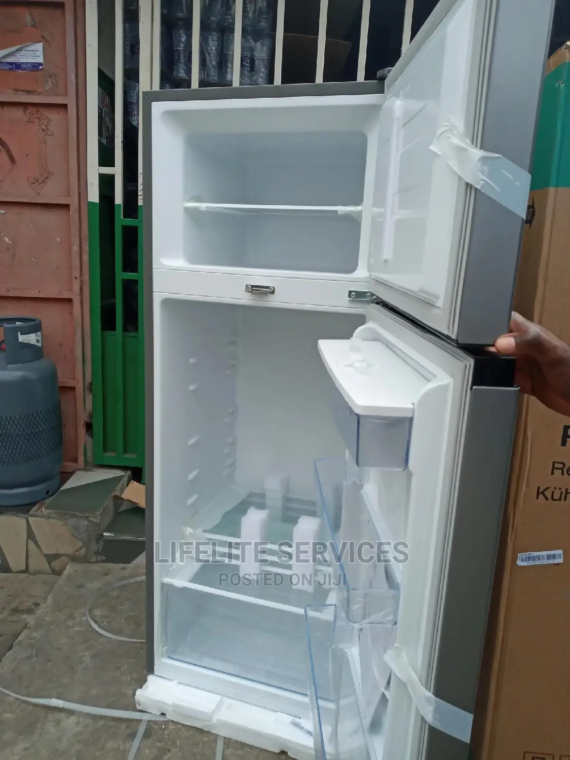 Attractive Hisense Fridge With Dispenser(205l)
