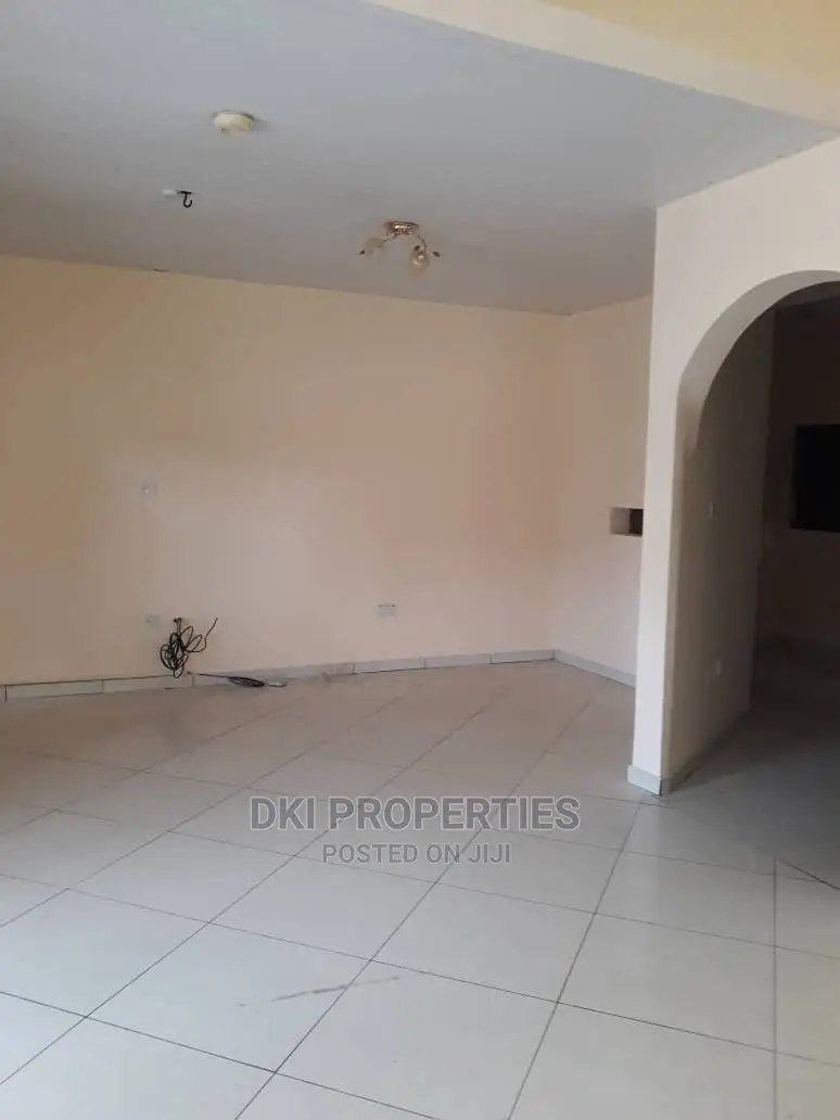 4bdrm House in Dki Properties, Labone for Rent