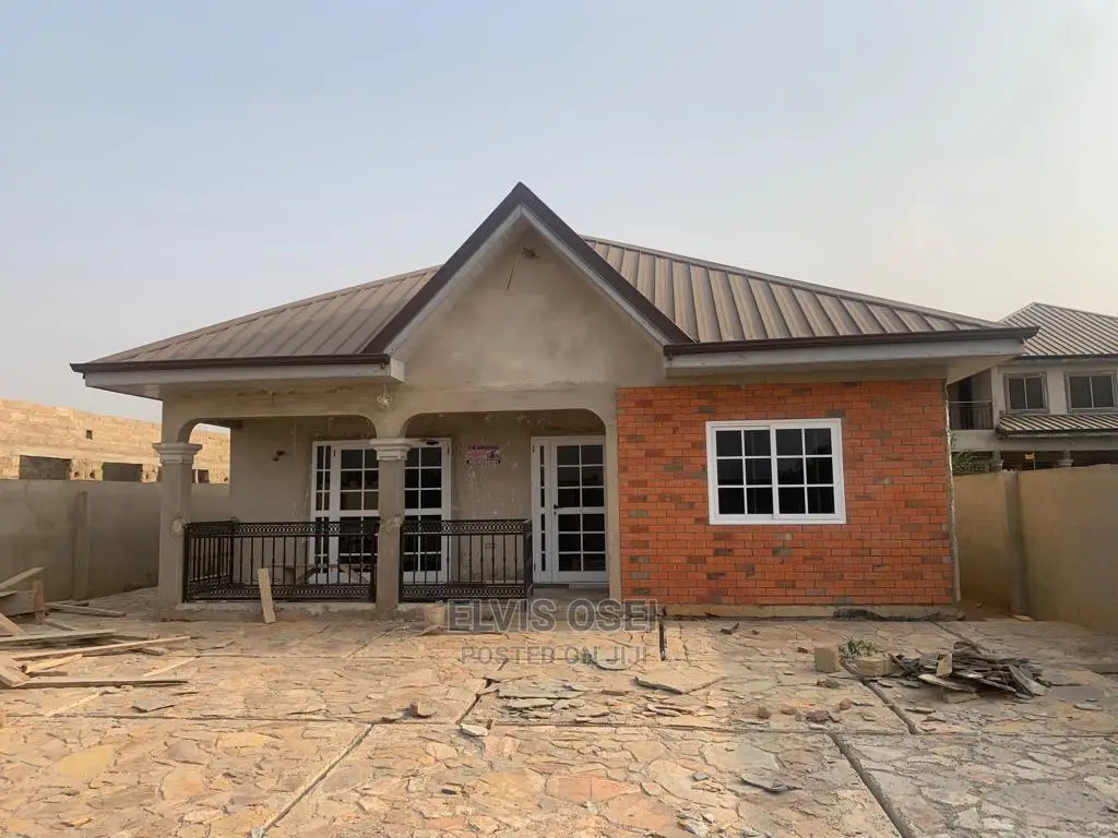 3bedrooms at Amasaman