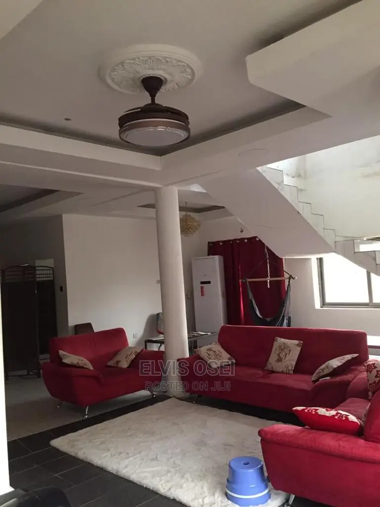 3bdrm House in Oyibi for Sale