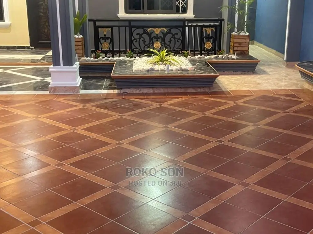 5bdrm Duplex in Dr Roko, Hong Kong for sale