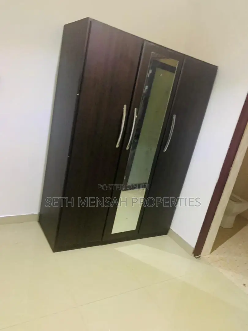 Furnished 10bdrm House in 16 Bedroom Apartment, Tesano for sale