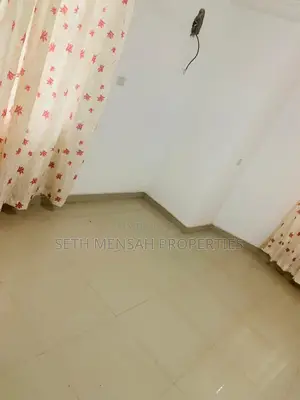 Furnished 10bdrm House in 16 Bedroom Apartment, Tesano for sale