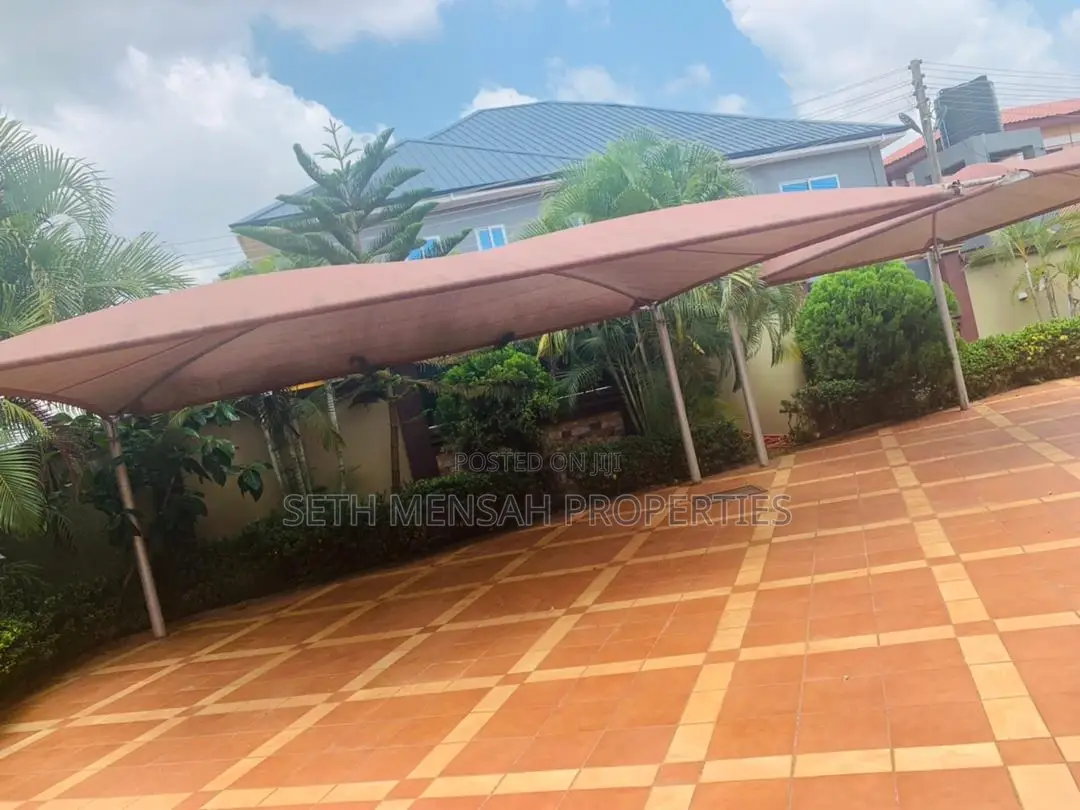 Furnished 10bdrm House in 16 Bedroom Apartment, Tesano for sale