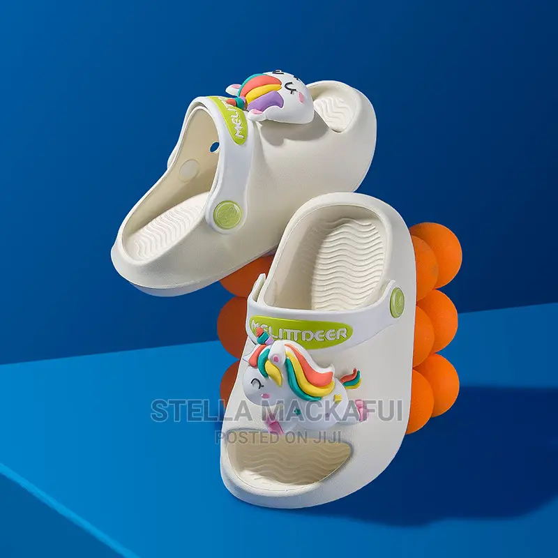 Super Cute and Comfy Crocs Size 25 Only