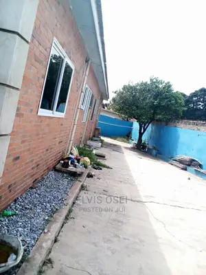 4bdrm House in Kokompe, Darkuman for sale