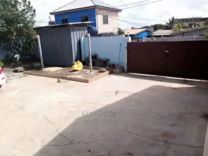 4bdrm House in Kokompe, Darkuman for sale
