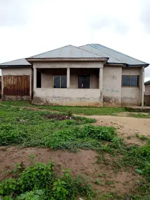 3bdrm House in Joma, Ablekuma for Sale