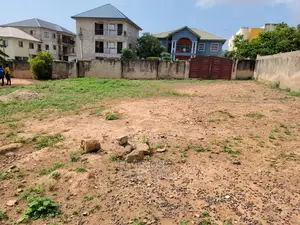 4bdrm House in Awoshie Behind Mary for Sale