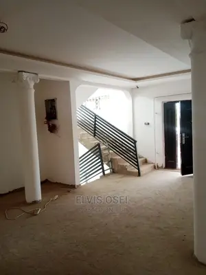 5bdrm House in Mayera, Pokuase for Sale