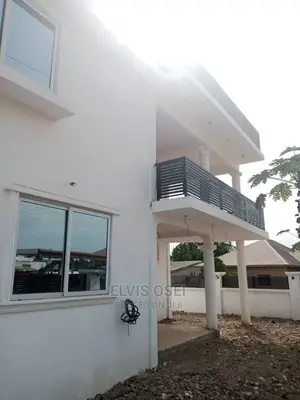 5bdrm House in Mayera, Pokuase for Sale