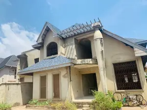 5bdrm House in 5 Bedroom House, Agbogba for sale