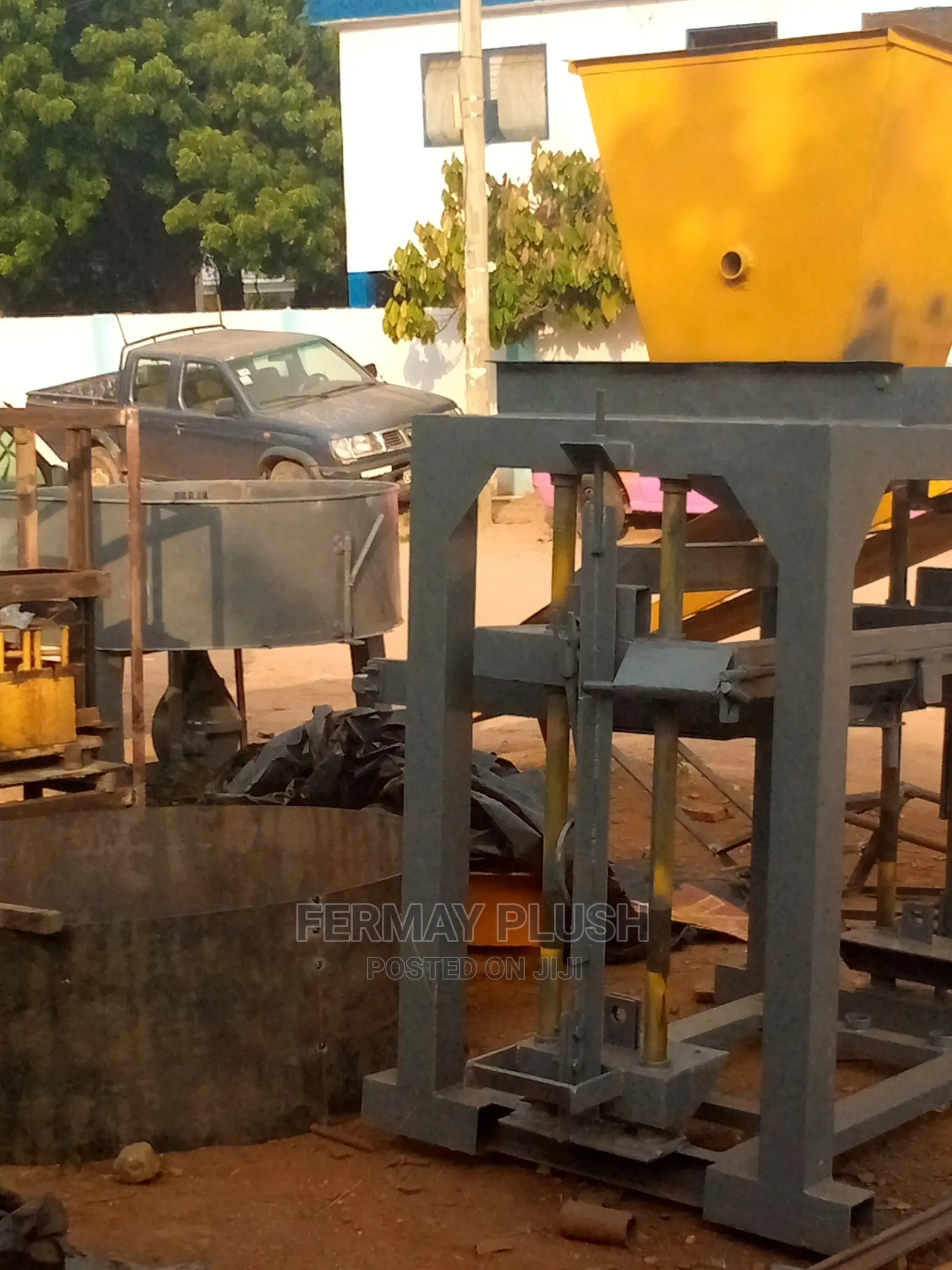 Newly Built Concrate Block Automated Machine for Sale