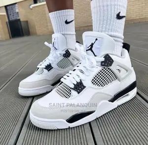 Nike Jordan 4