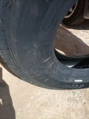 9.5R17.5 Brand New Tyres Tires