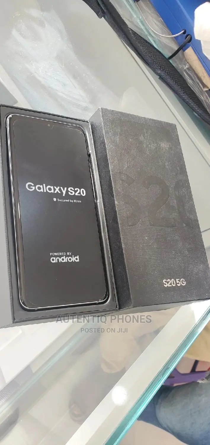 New Samsung Galaxy S20 128 GB White