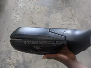 Honda CR-V 2019 Touring Mirror
