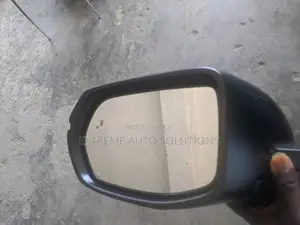 Honda CR-V 2019 Touring Mirror