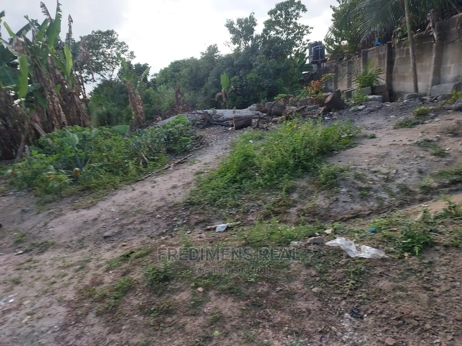 A Land at Brofoyeduru-Adumasa for Sale
