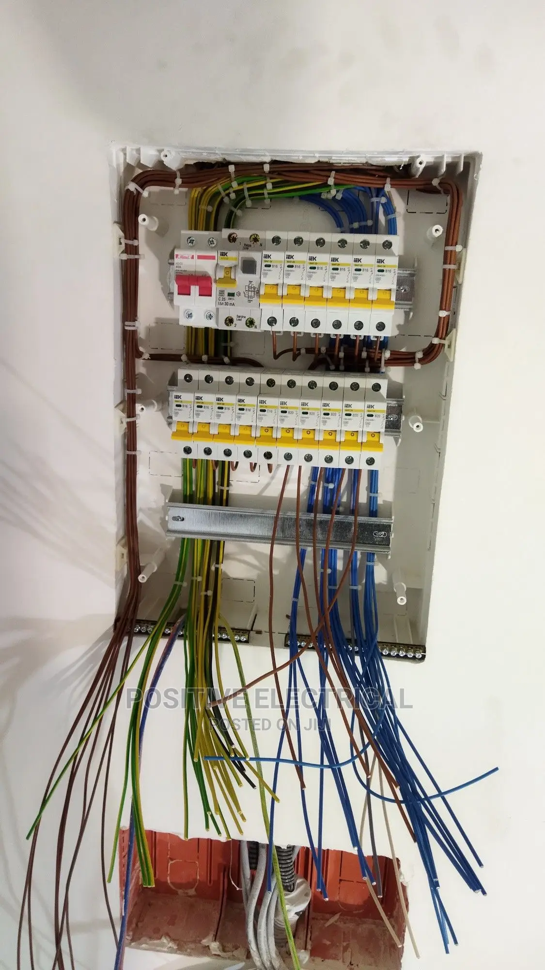 Commercial and Residential Electrician Services