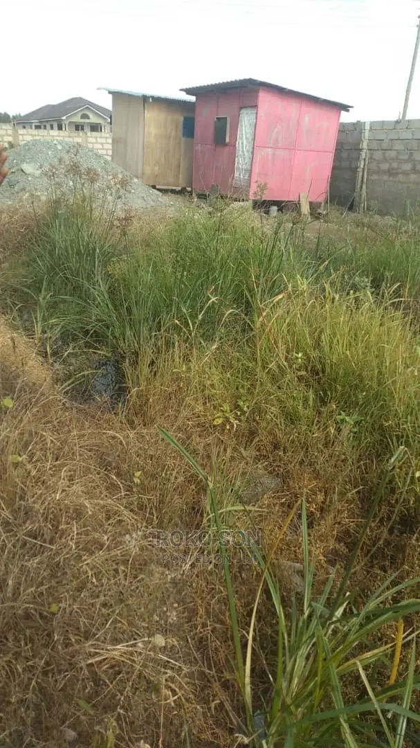 Half Plot for Sale at Haasto