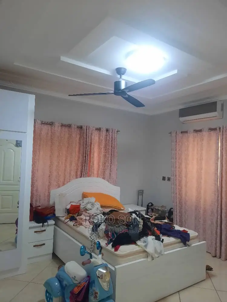 6bdrm Duplex in Dr Roko, West Legon for sale