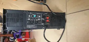 Ev P8300 Amp