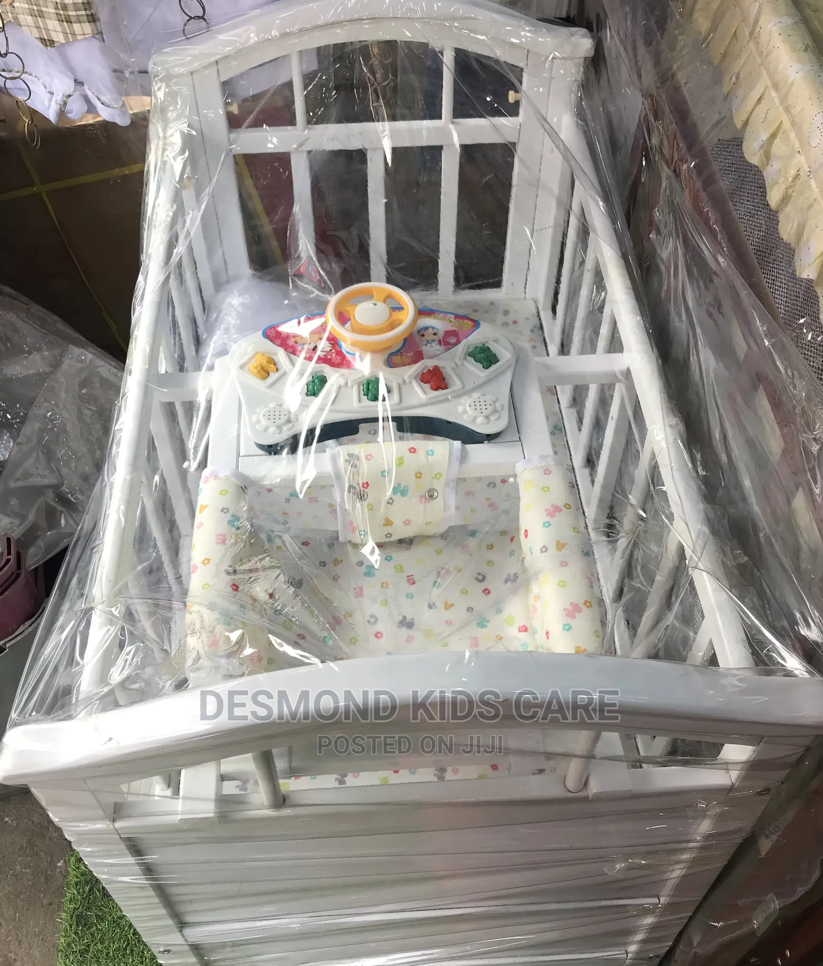 Baby’S Wooden White Cot