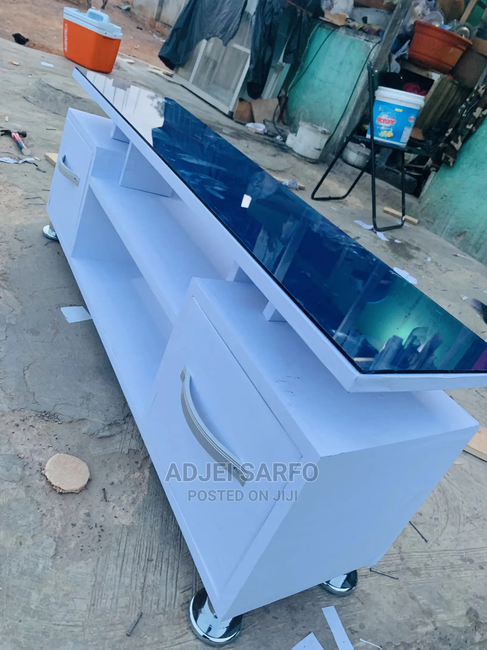 Original Tv Stand on Top With Quality Glass