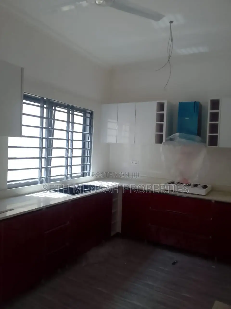 4bdrm House in Skm, Mile 7 for Sale