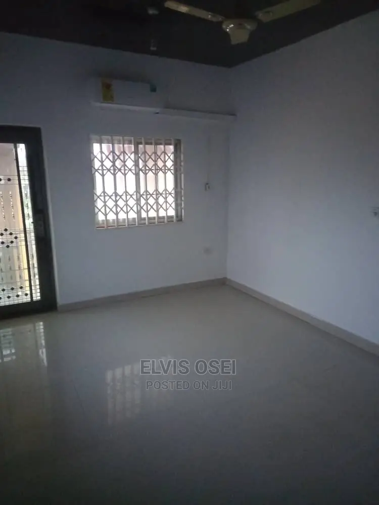 2bdrm Apartment in Westhills, Weija for rent