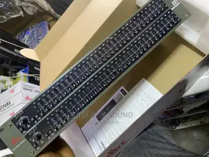 DBX Double Graphic Equalizer
