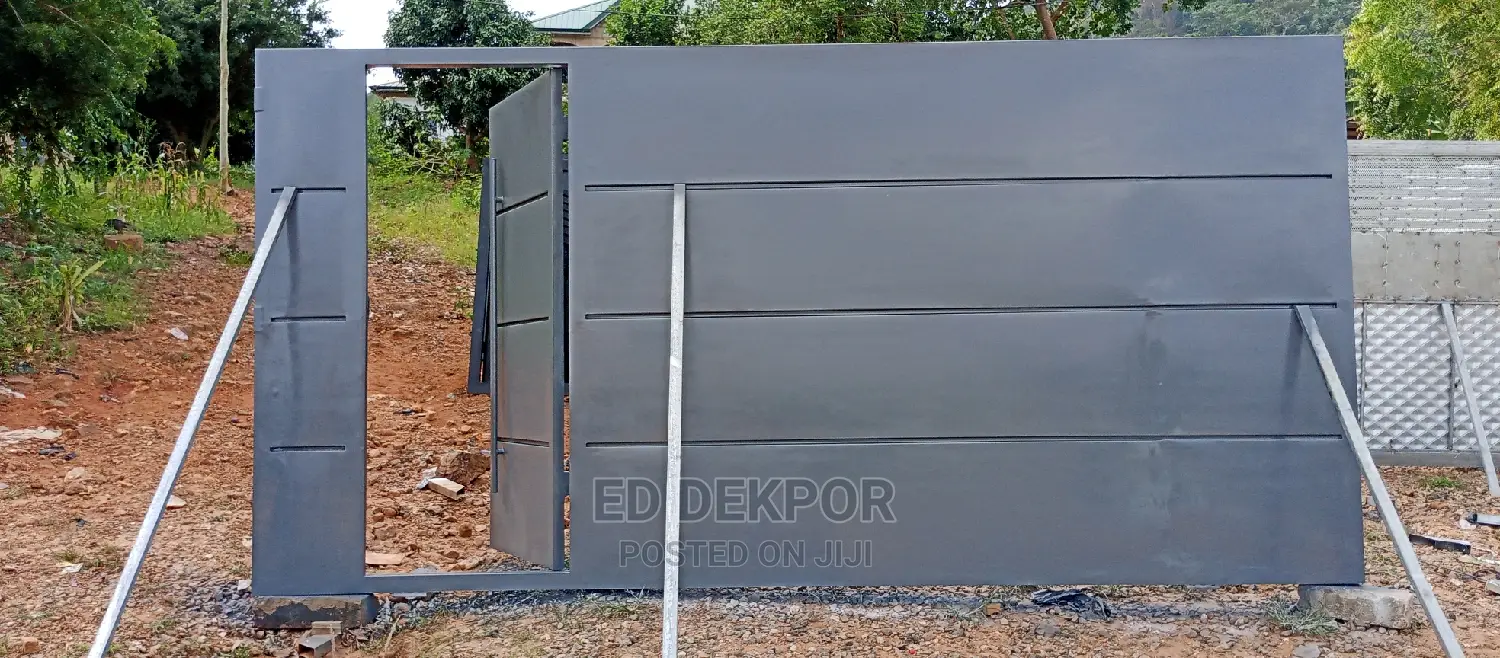 Gr Sliding Gate