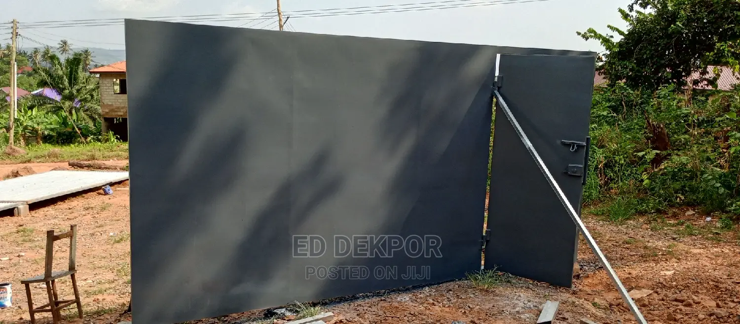 Gr Sliding Gate