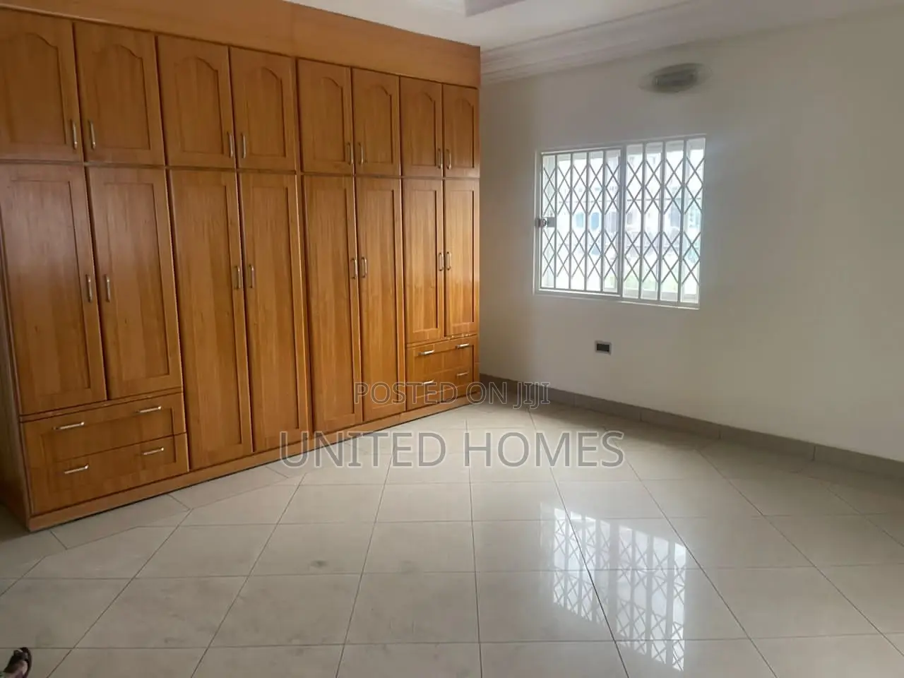 5bdrm House in Cantonments for Rent