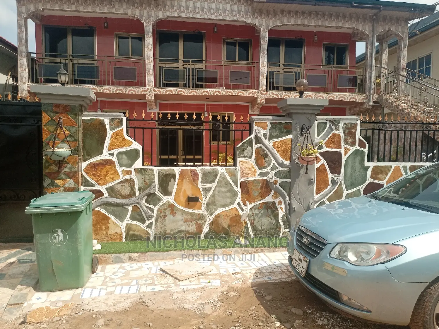 1bdrm Apartment in Dorns Properties, New Town for rent