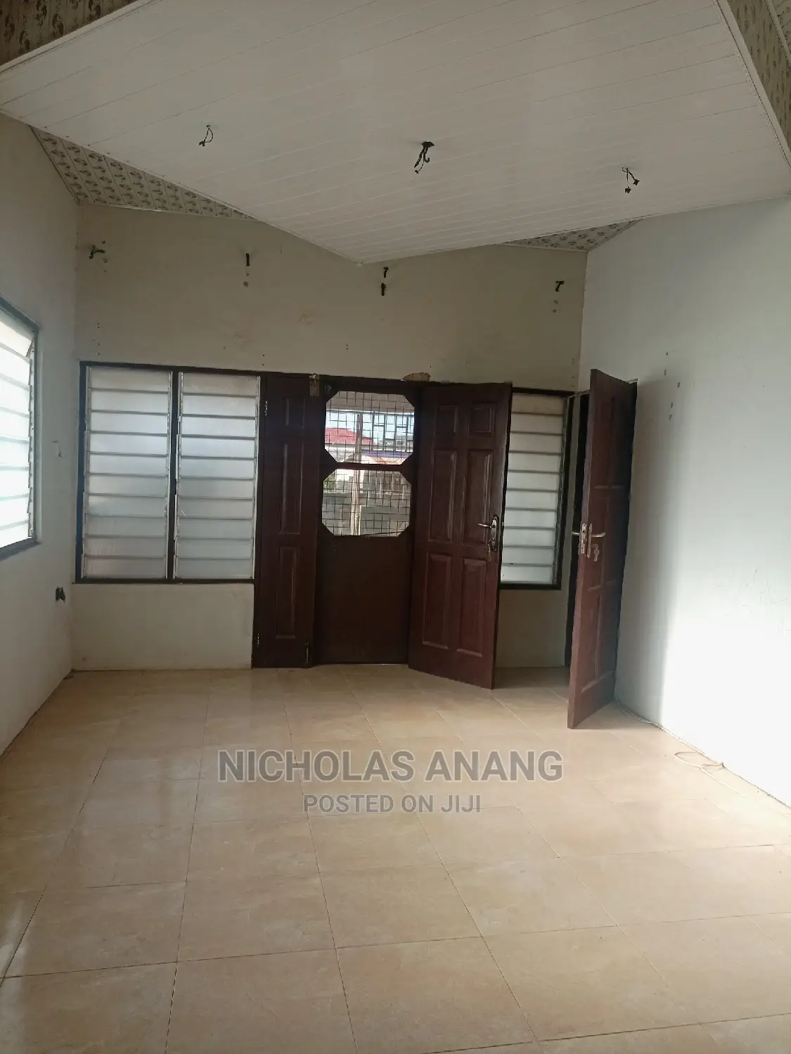 2bdrm Apartment in Dorns Properties, New Town for rent