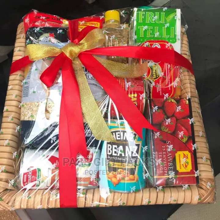 Affordable And Classy Christmas Hamper / Corporate Hampers