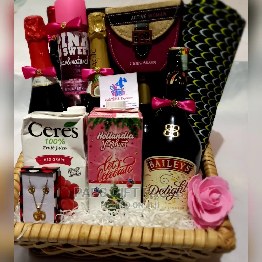 Affordable And Classy Christmas Hamper / Corporate Hampers